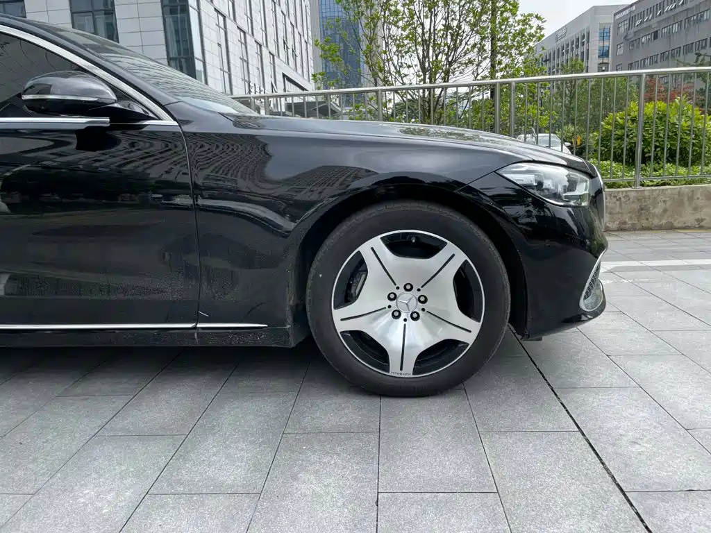 Mercedes-Benz S-Class — миниатюра 23