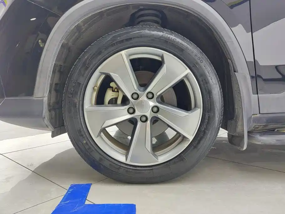 Geely Haoyue L — миниатюра 6