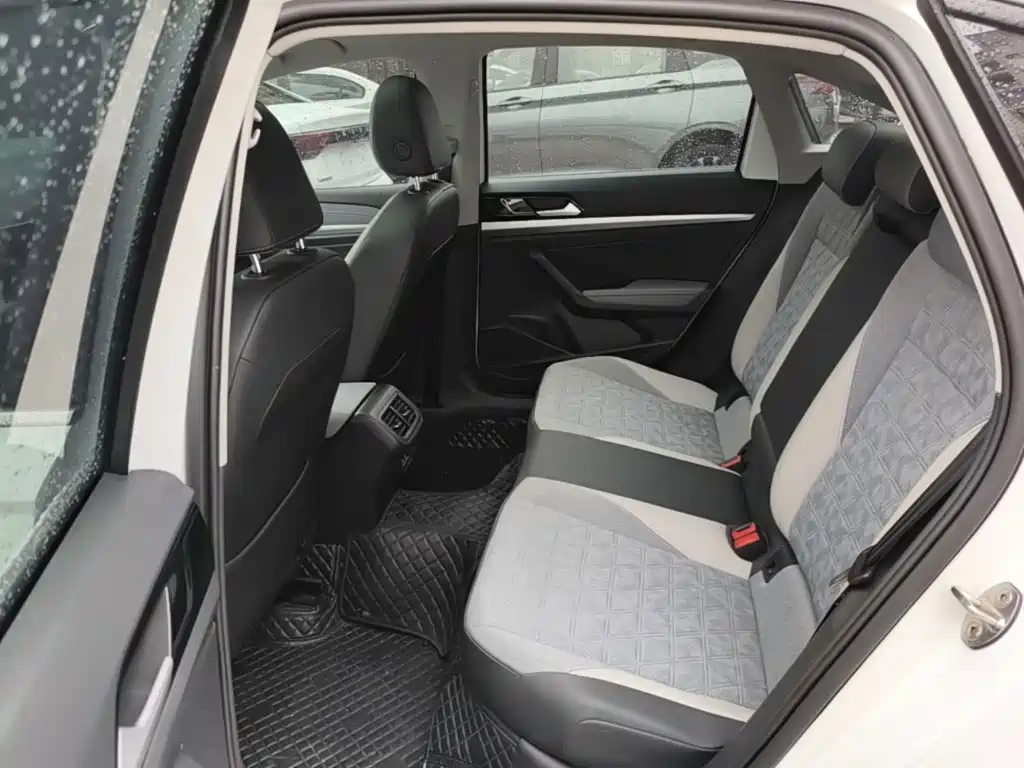 Volkswagen Lavida — миниатюра 17