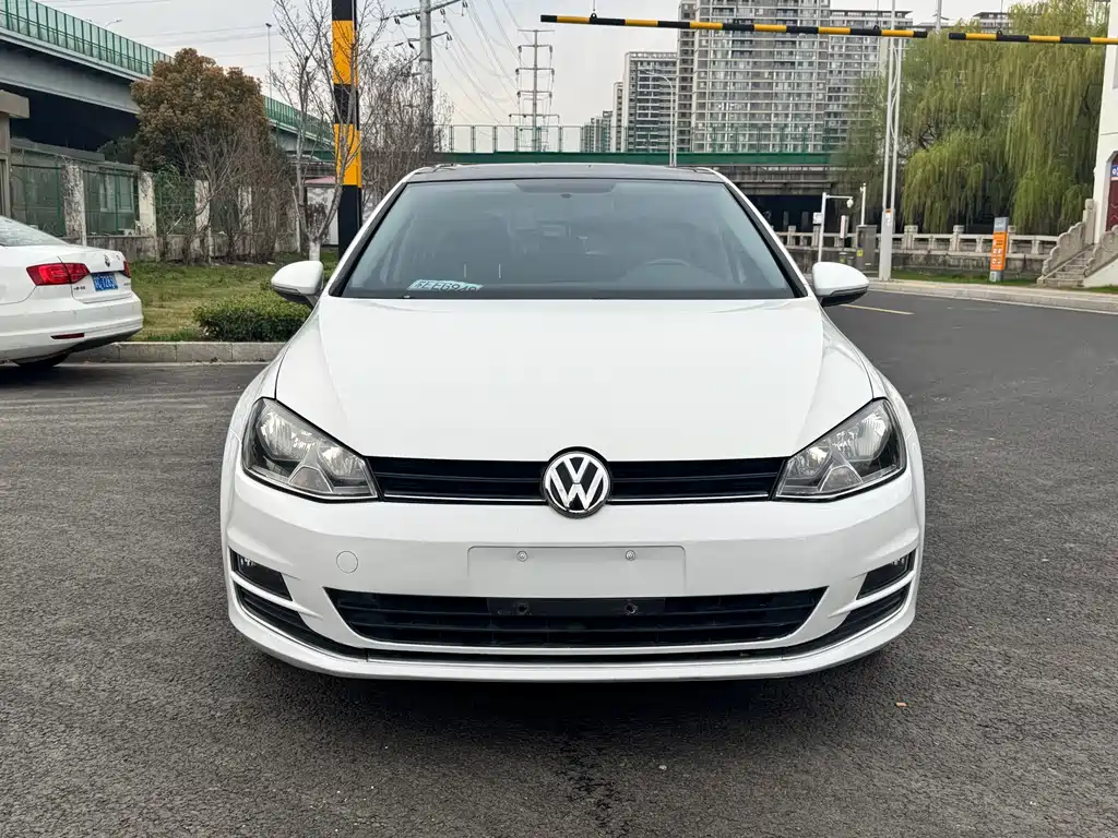 Volkswagen Golf 2014