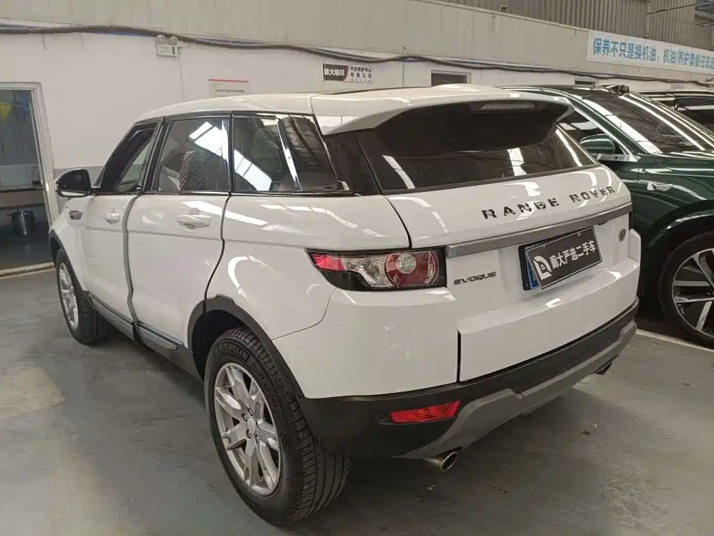 Land Rover Evoque (Import) — миниатюра 6
