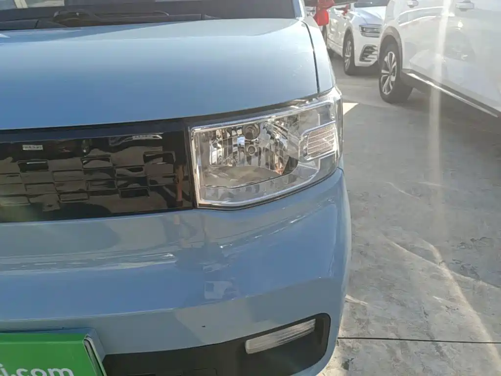 Wuling MINIEV — миниатюра 24