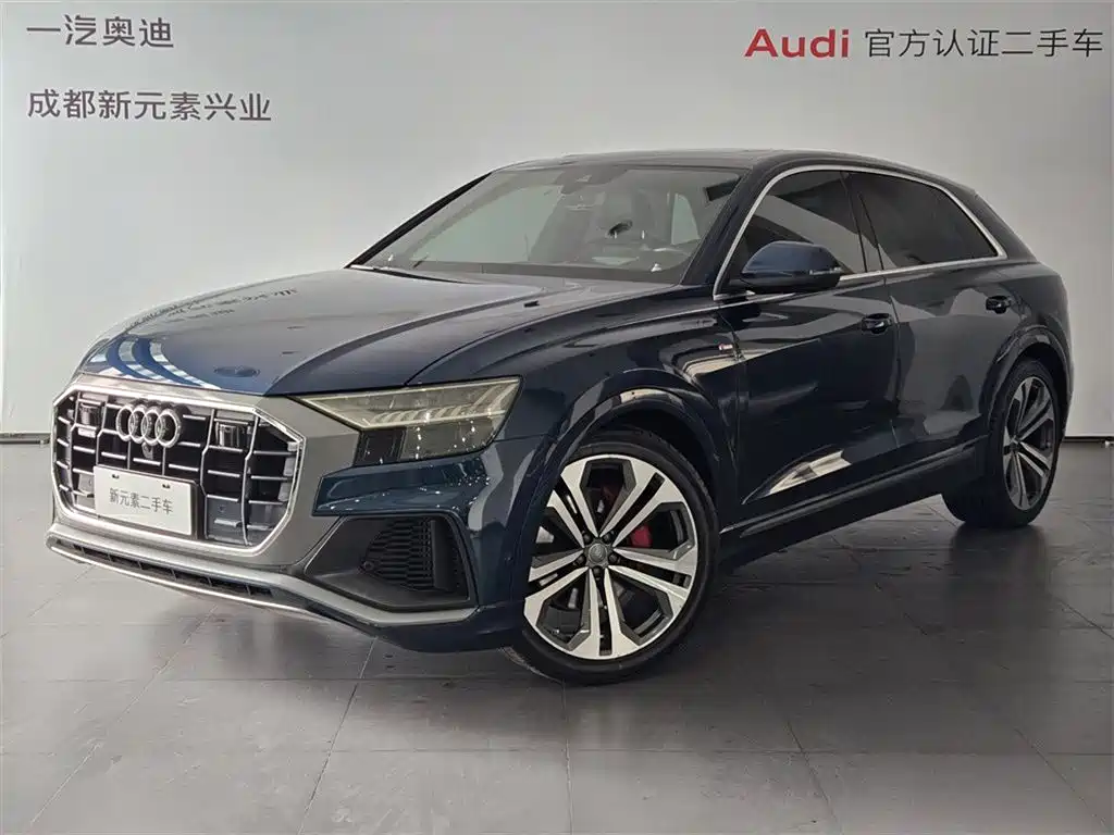 Audi Q8