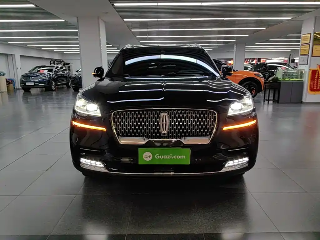 Lincoln Aviator — миниатюра 3