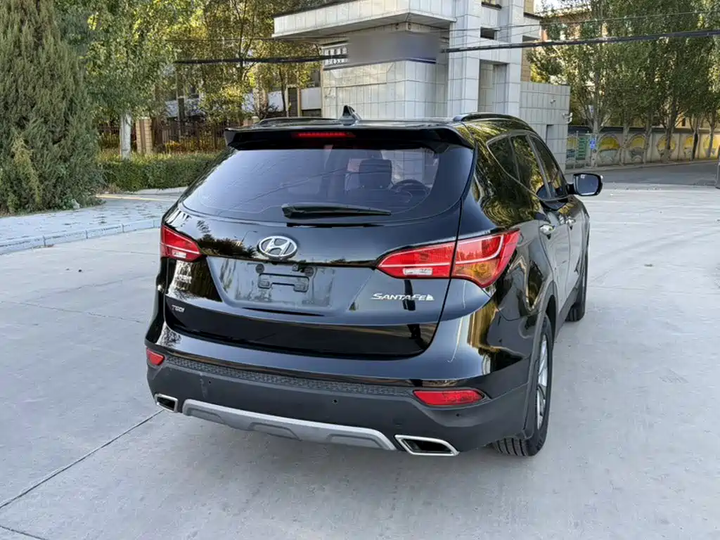 Hyundai Santa Fe — миниатюра 6