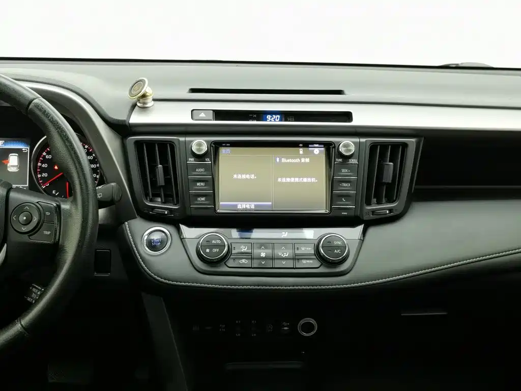Toyota RAV4 — миниатюра 12