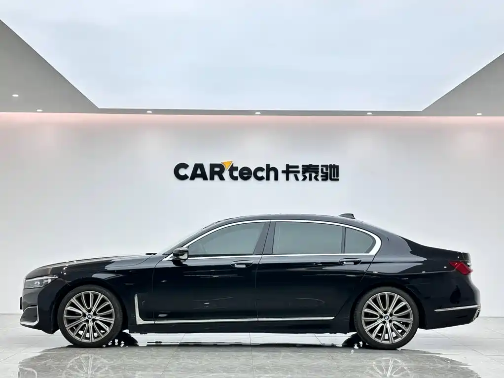 BMW 7 Series — миниатюра 2