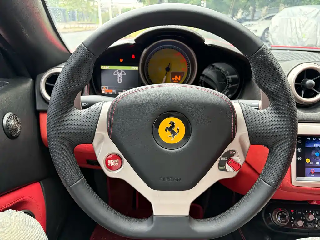 Ferrari California T — миниатюра 6