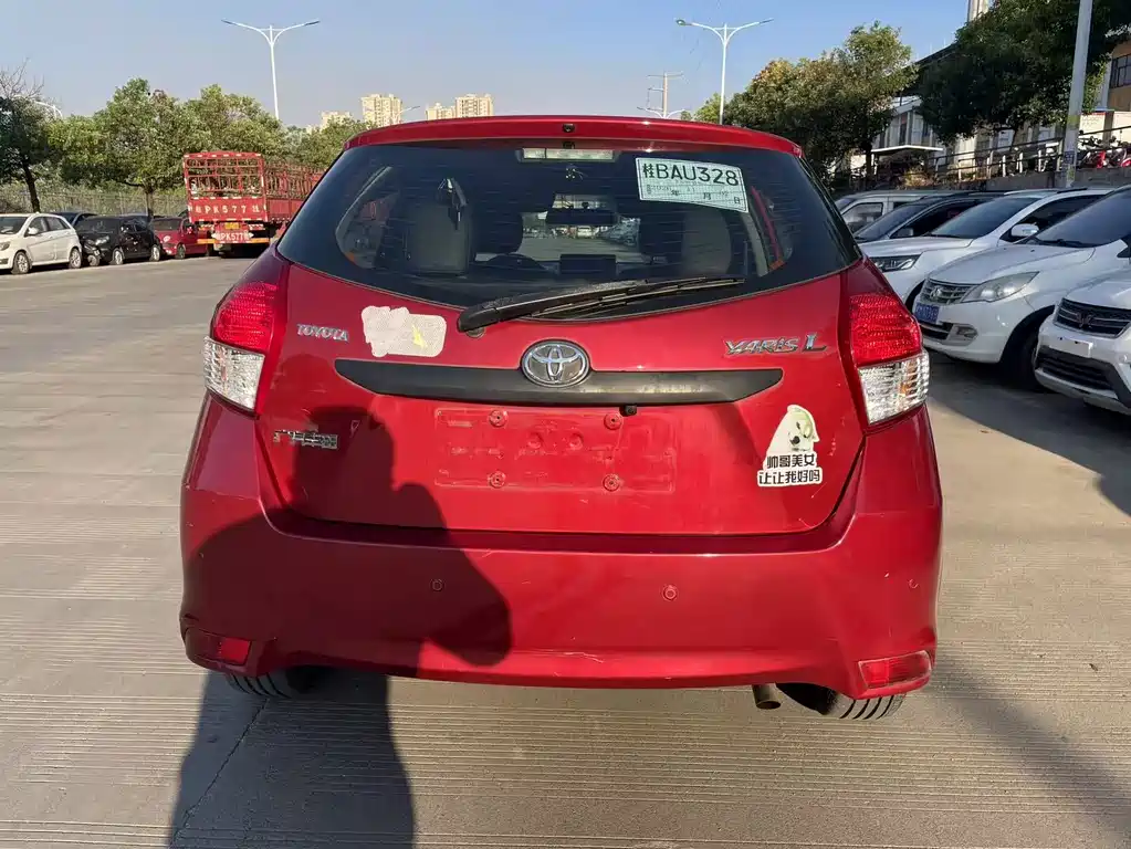 Toyota Yaris L — миниатюра 8
