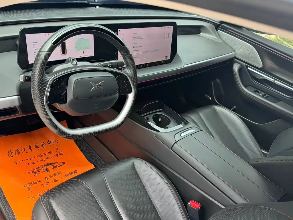 XPeng P7 — миниатюра 9