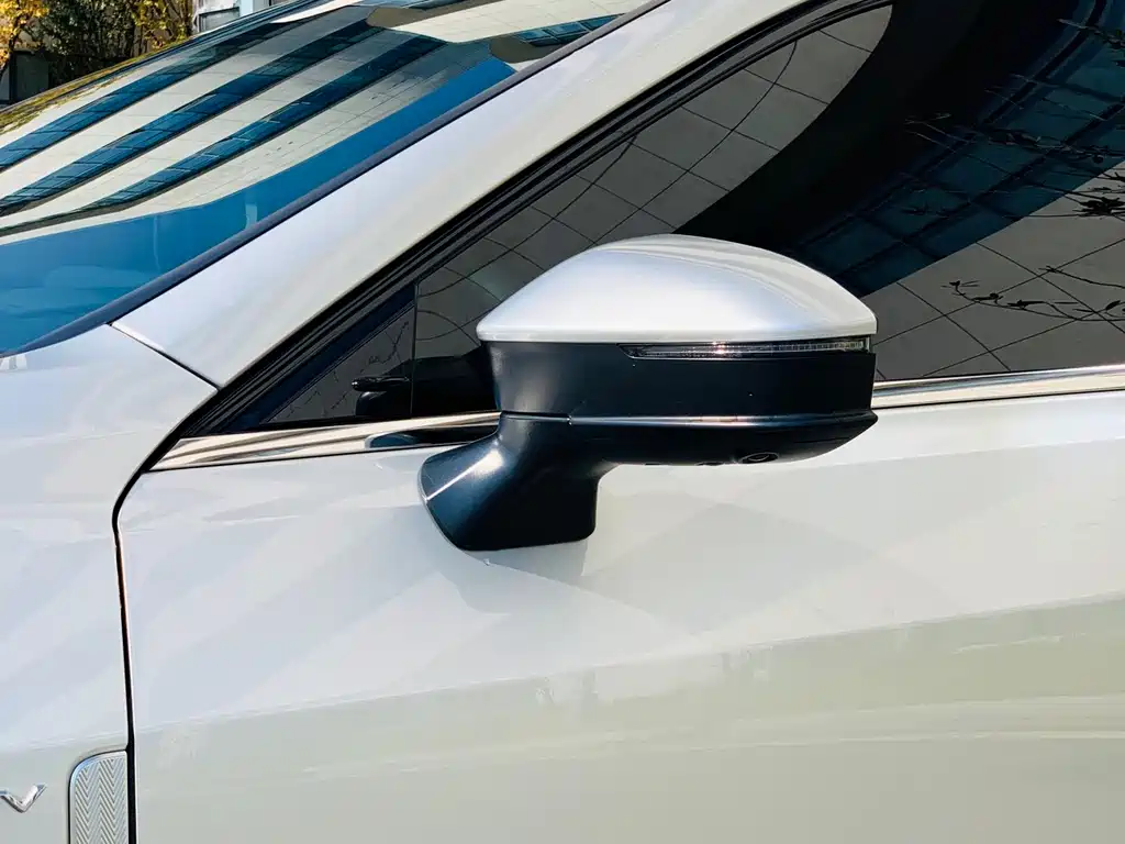 Toyota Crown (Import) — миниатюра 11
