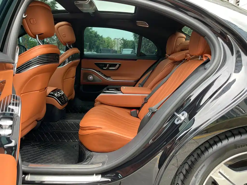 Mercedes-Benz S-Class — миниатюра 12