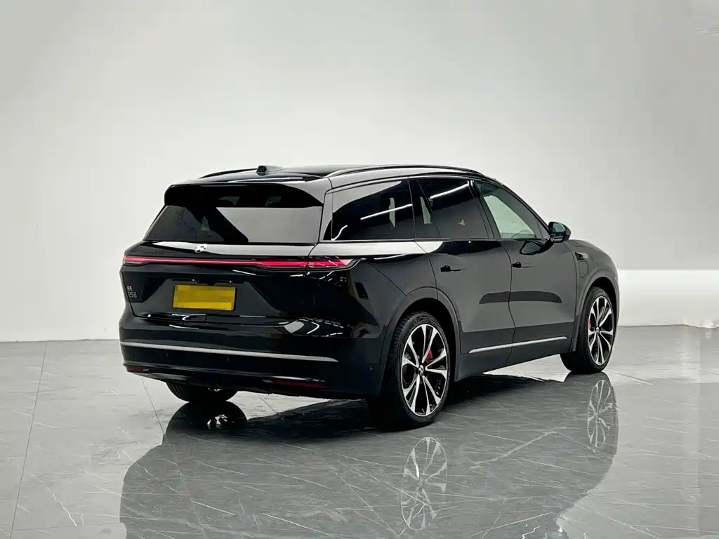 NIO ES8 — миниатюра 6