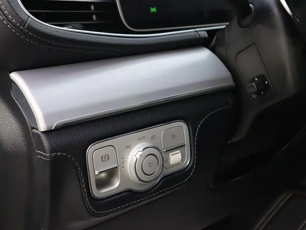 Mercedes-Benz GLE AMG — миниатюра 26