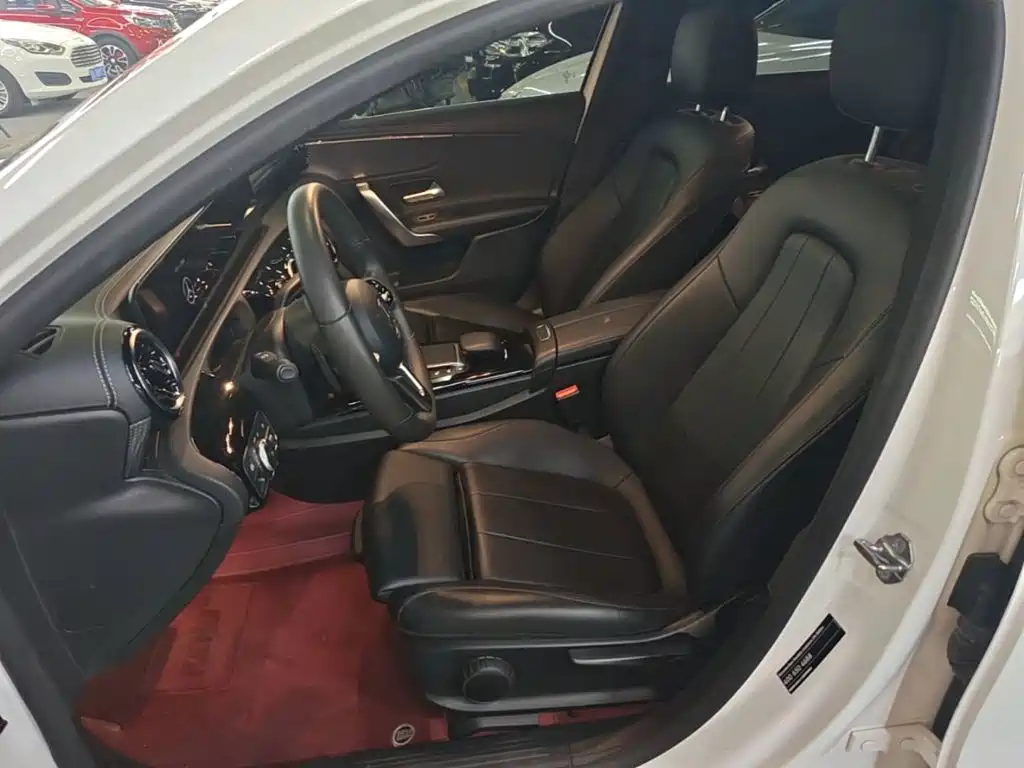 Mercedes-Benz A-Class — миниатюра 15