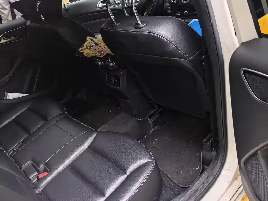 Mercedes-Benz B-Class — миниатюра 13