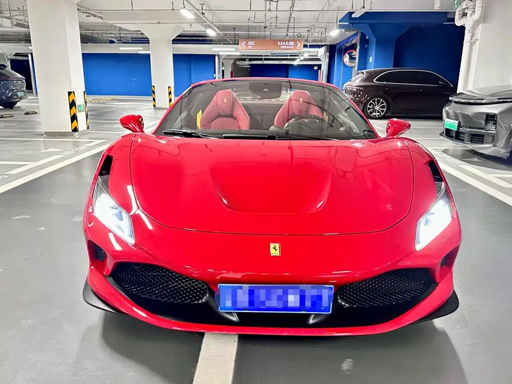 Ferrari F8 — миниатюра 2