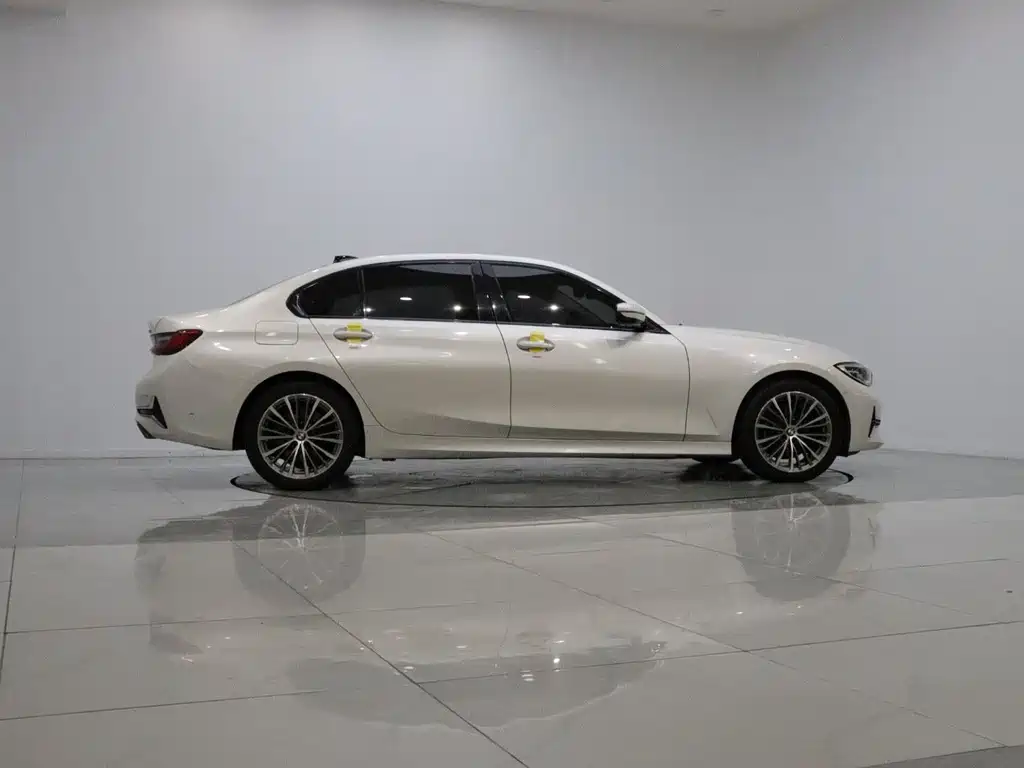 BMW 3 Series — миниатюра 7