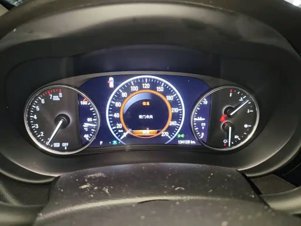Buick Envision Plus — миниатюра 12