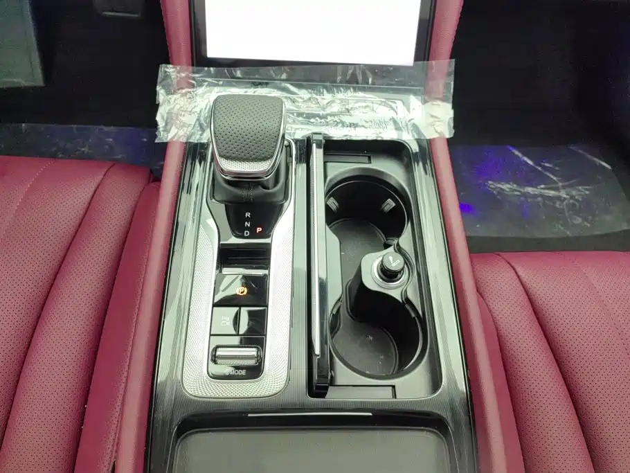 Hongqi Hongqi H5 PHEV — миниатюра 16