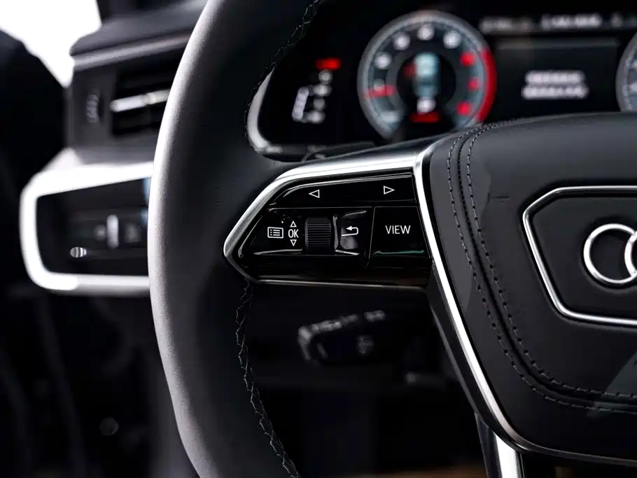 Audi A6L — миниатюра 27