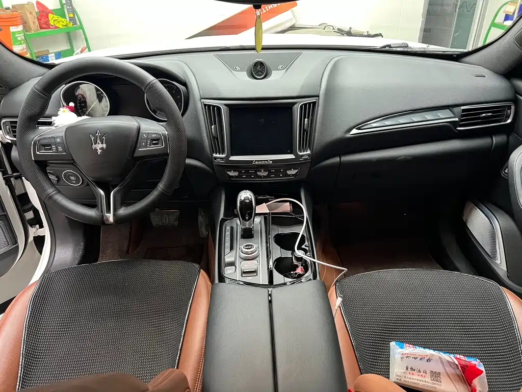 Maserati Levante — миниатюра 5