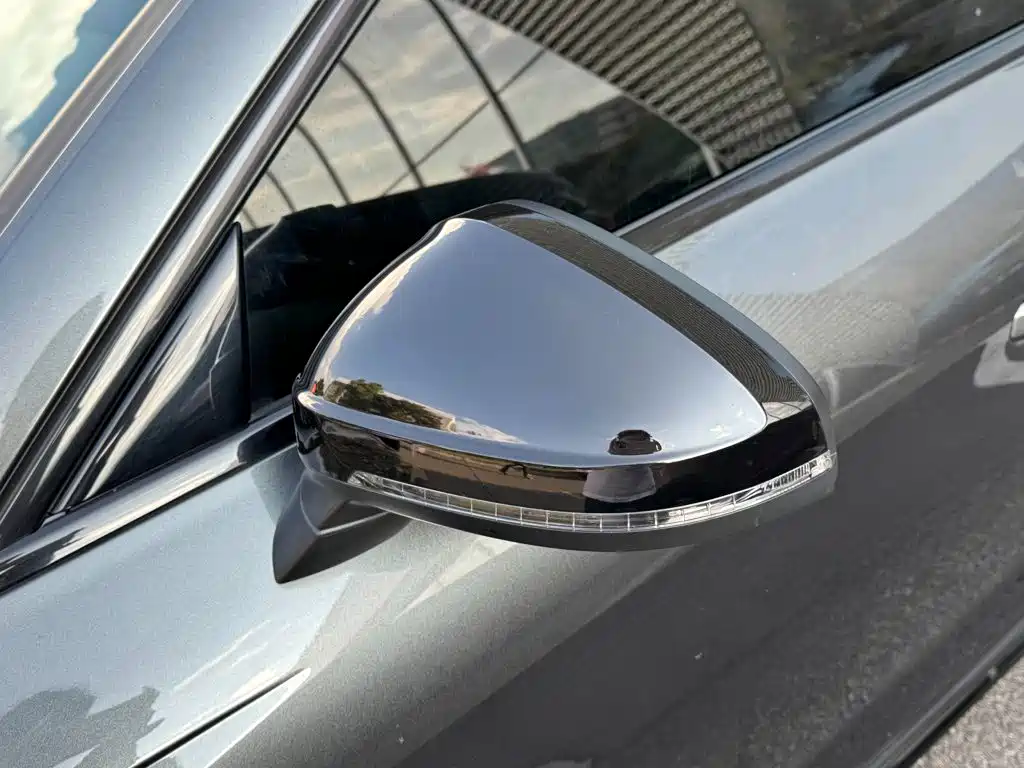Audi A4L — миниатюра 7