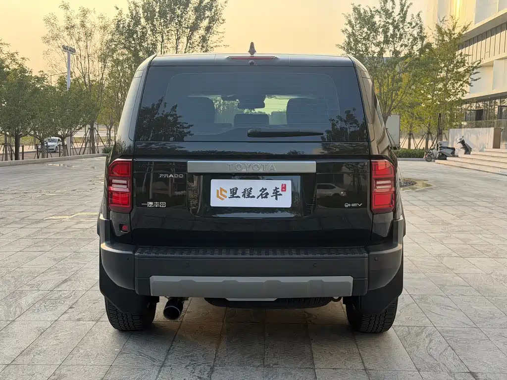 Toyota Prado — миниатюра 6