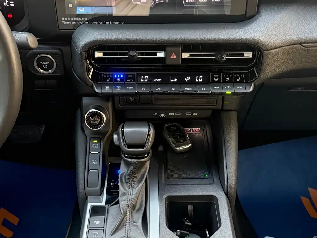 Toyota Prado — миниатюра 13