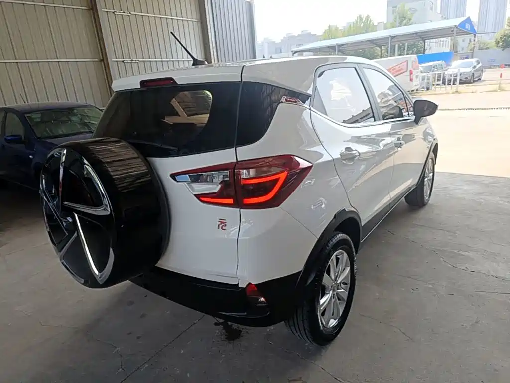 BYD Yuan — миниатюра 7