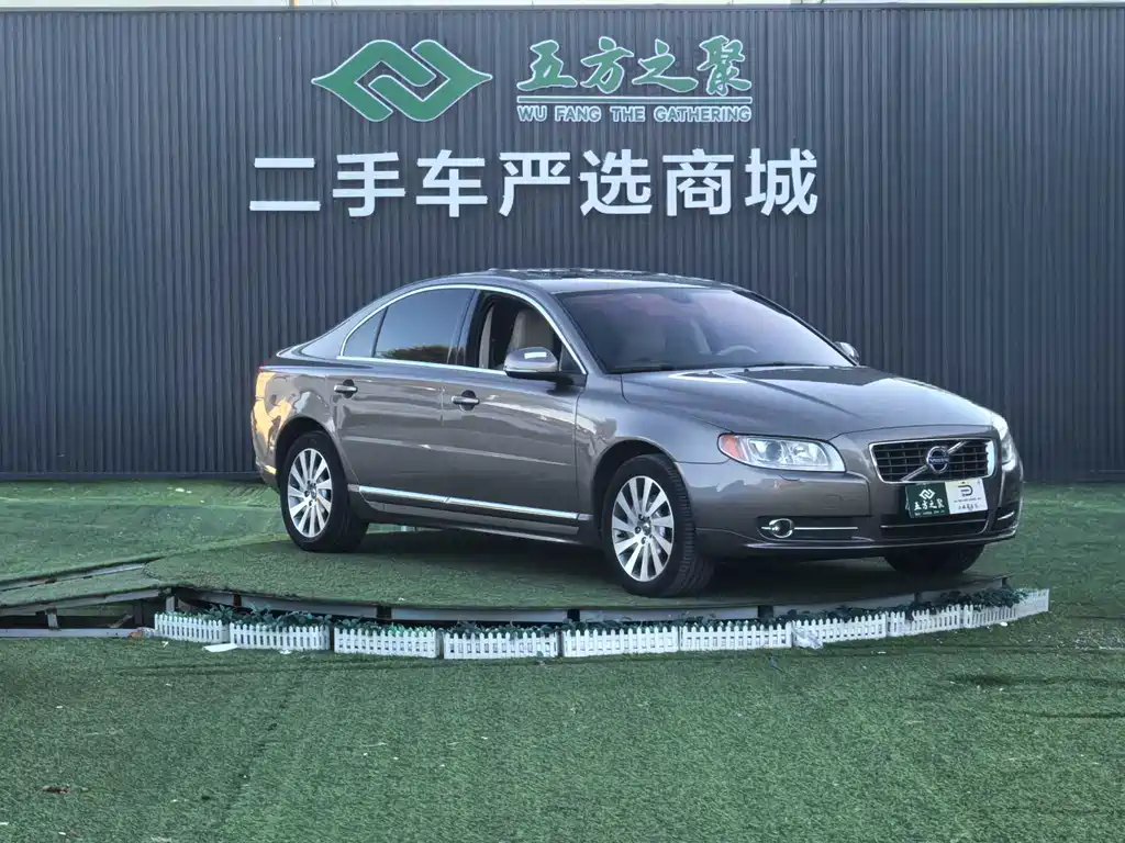 Volvo S80L — миниатюра 3