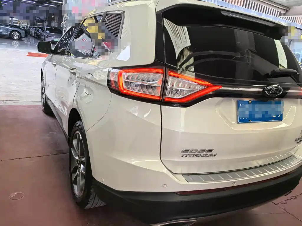 Ford Edge — миниатюра 4