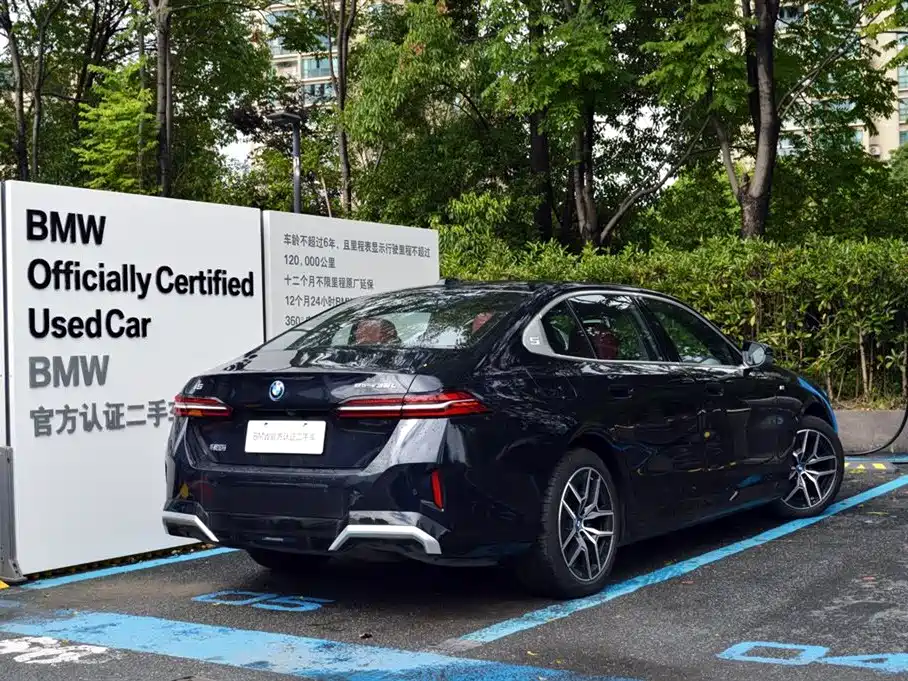 BMW i5 — миниатюра 3