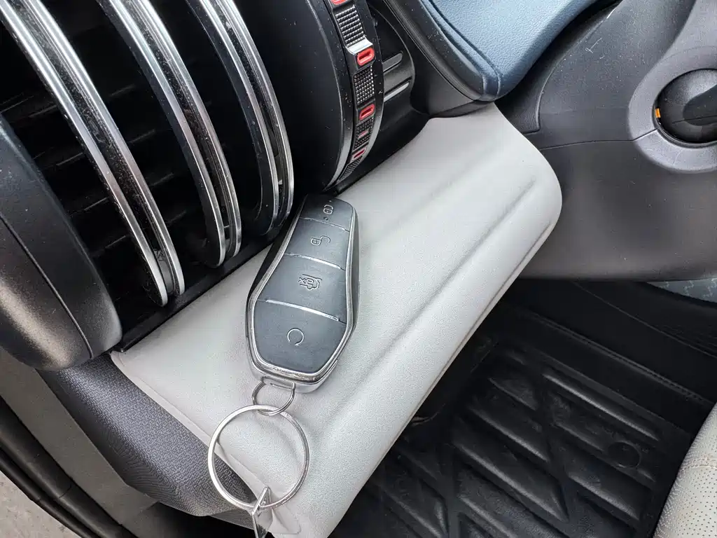 BYD Yuan Plus — миниатюра 23