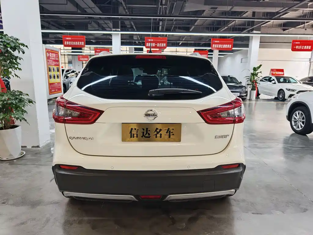 Nissan Qashqai — миниатюра 9