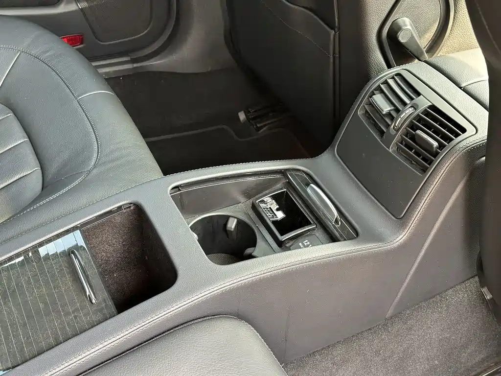 Mercedes-Benz CLS — миниатюра 24