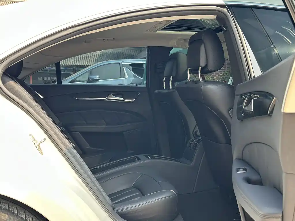 Mercedes-Benz CLS — миниатюра 25