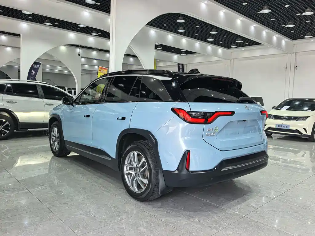 NIO ES6 — миниатюра 7