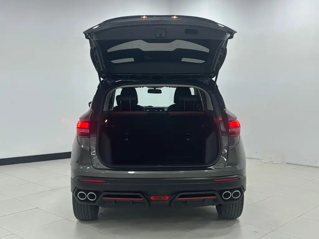 Geely Binyue — миниатюра 7