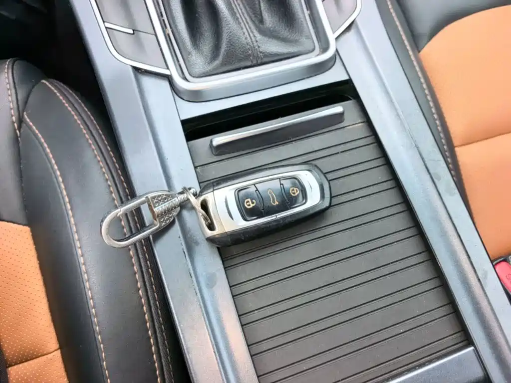 Geely Vision S1 — миниатюра 9