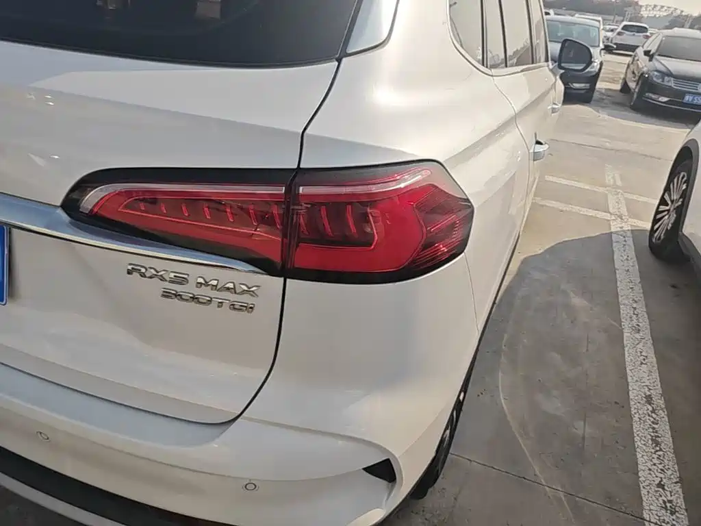 Roewe RX5 MAX — миниатюра 8