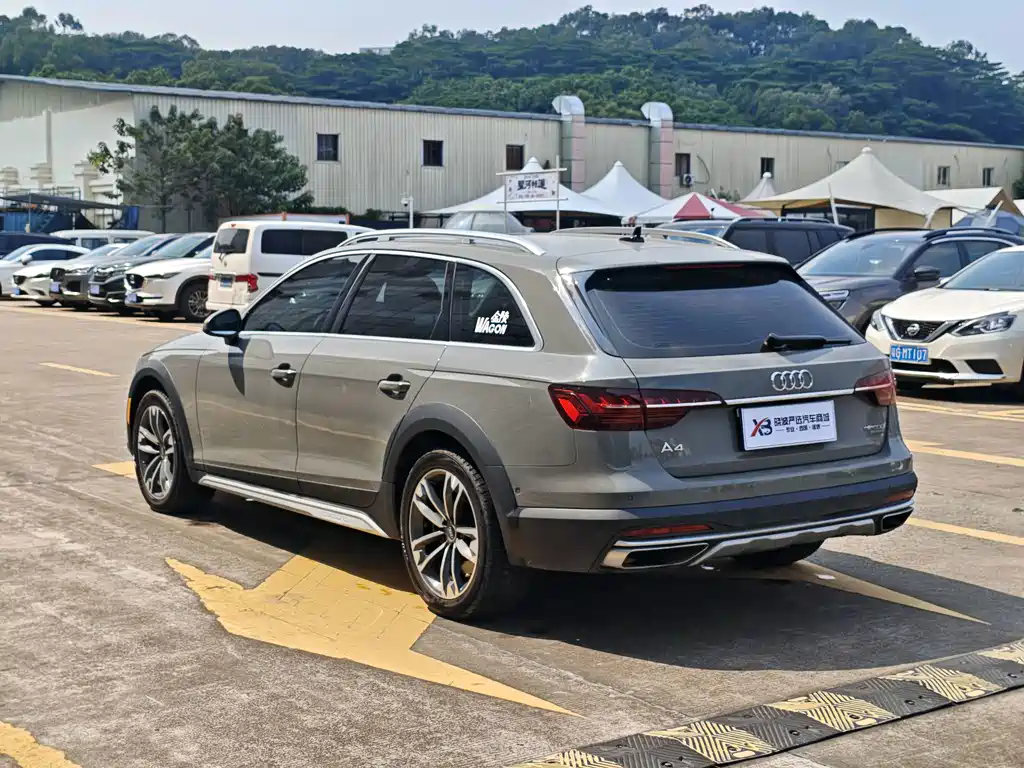 Audi A4 (Import) — миниатюра 6