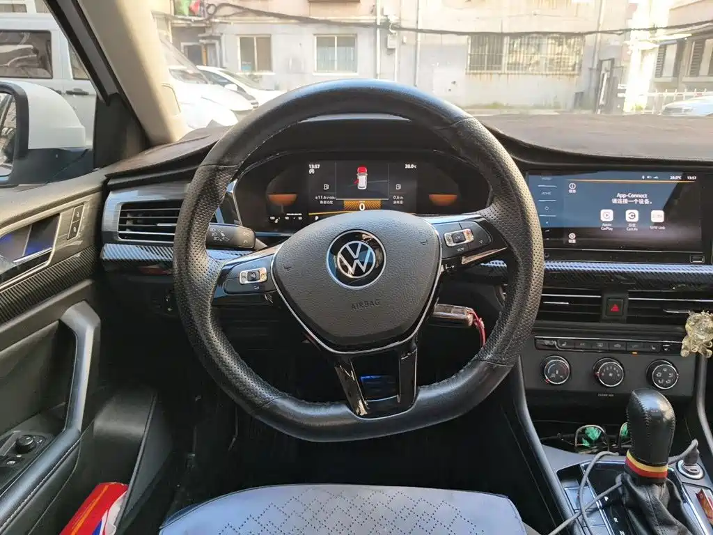 Volkswagen Lavida — миниатюра 11