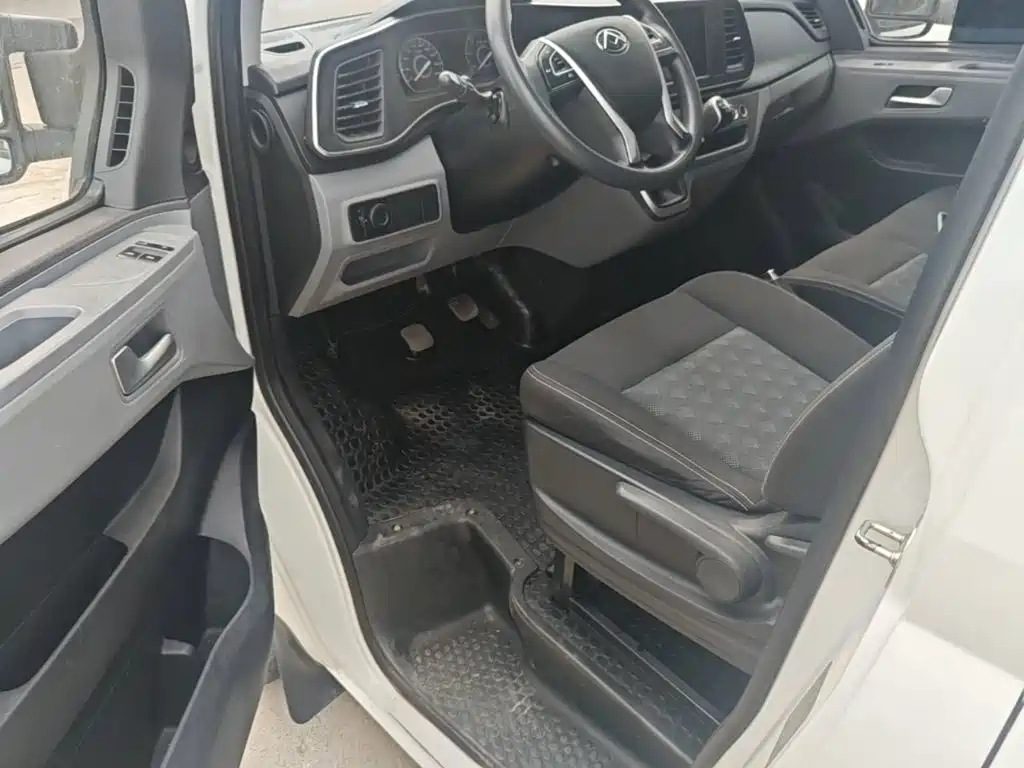 MAXUS V80 — миниатюра 16