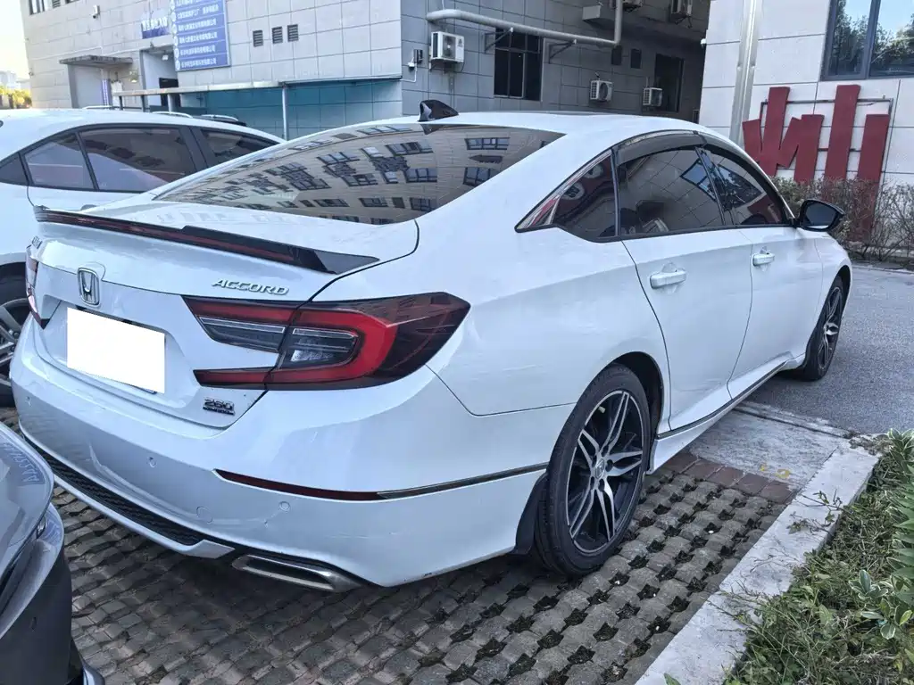 Honda Accord — миниатюра 5