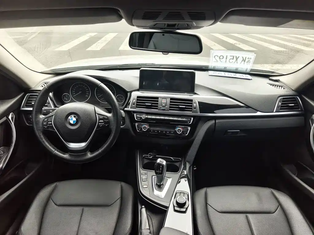 BMW 3 Series — миниатюра 5