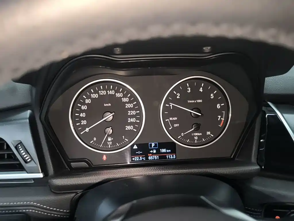 BMW 2 Series Active Tourer — миниатюра 12