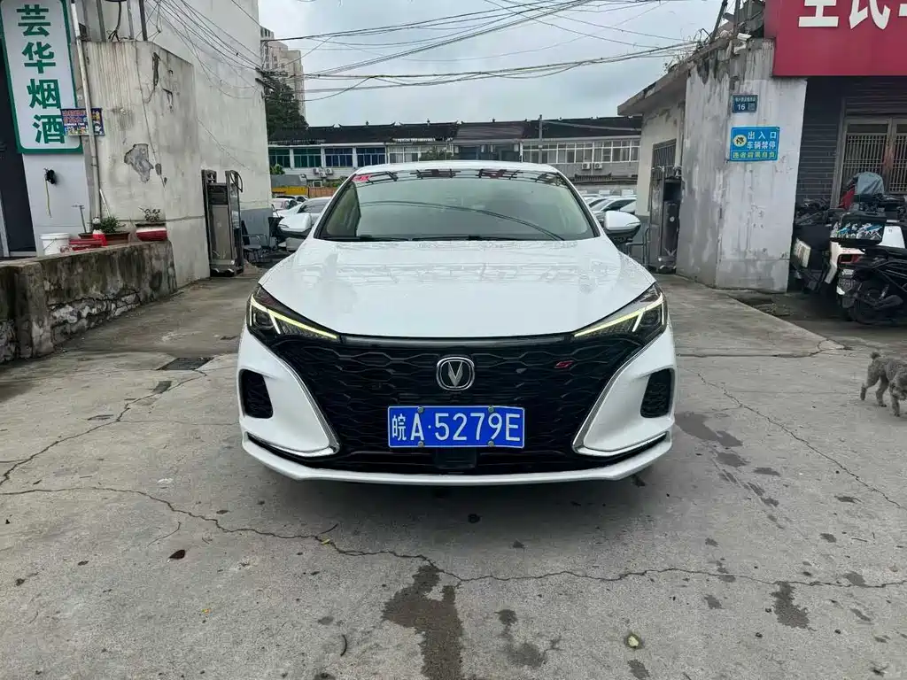 Changan Eado — миниатюра 2