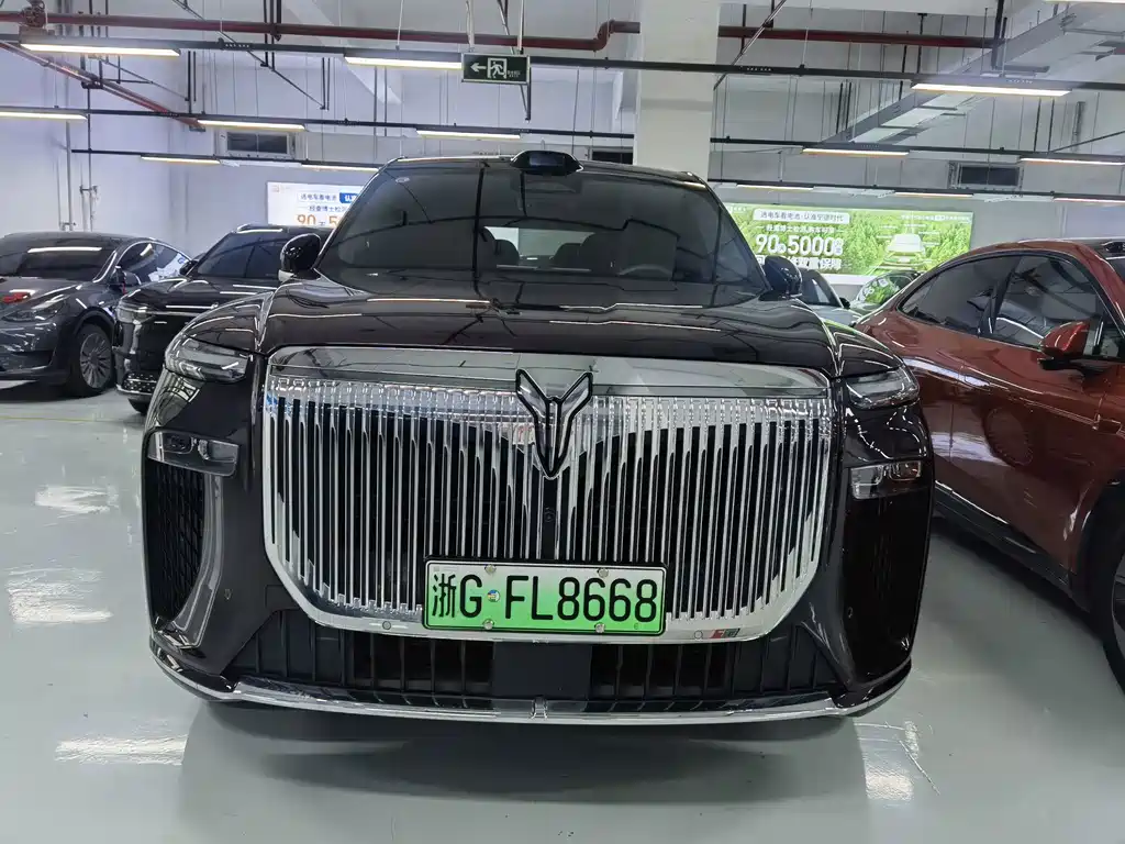 VOYAH Taishan — миниатюра 2
