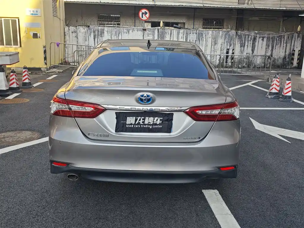 Toyota Camry 2021 2.5HG Luxury
